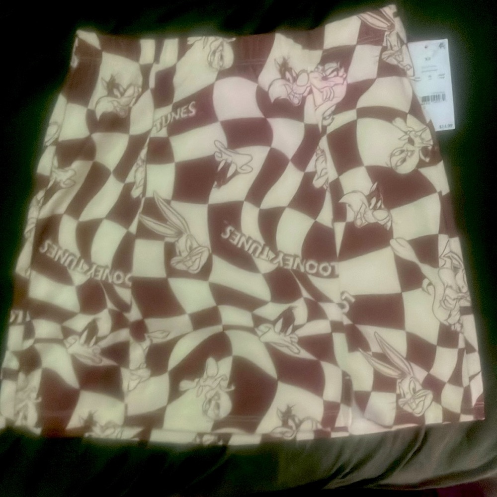 Looney Tunes size xs pencil skirt with 2 slits in the front …BRANDNEW TAGS…,